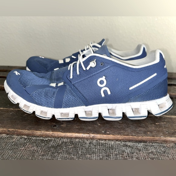 On Running Shoes On Cloud Flow Denim White Womens Running Shoe